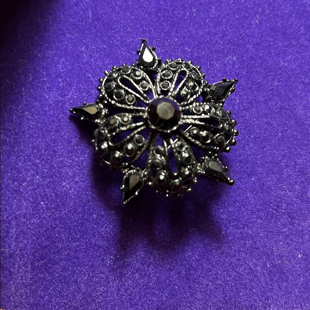 Elegant Black Brooch
